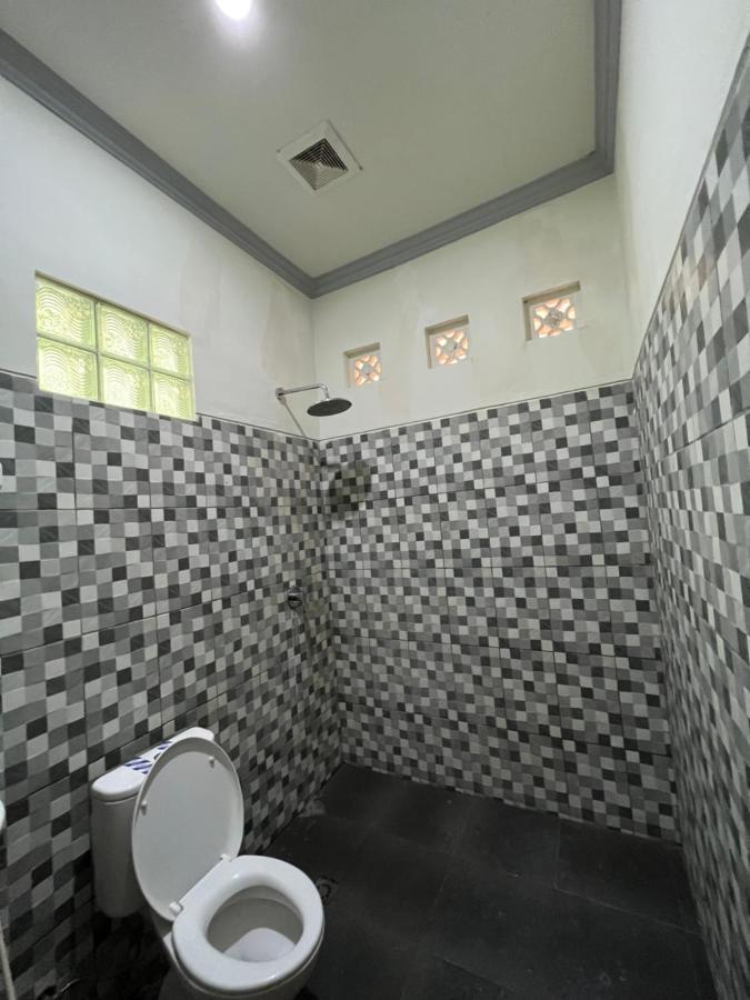 Kuta Circle Homestay Exterior photo